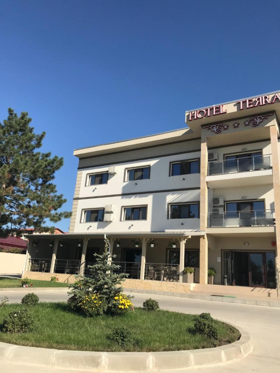 Terra Iasi 3* Valea Lupului (Iasi)